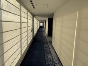 琉球ホテルの廊下